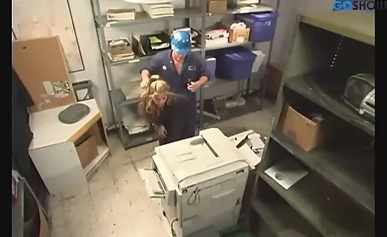 Bluecollar Worker Sucks and Fucks Hard