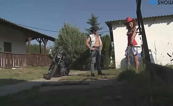 Erotic Country Couple Red Hat Lady Rides Wildly