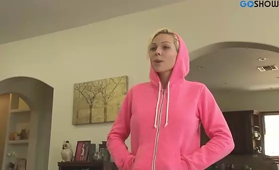 Blonde Cocksucker Deepthroats Monstrous Meat